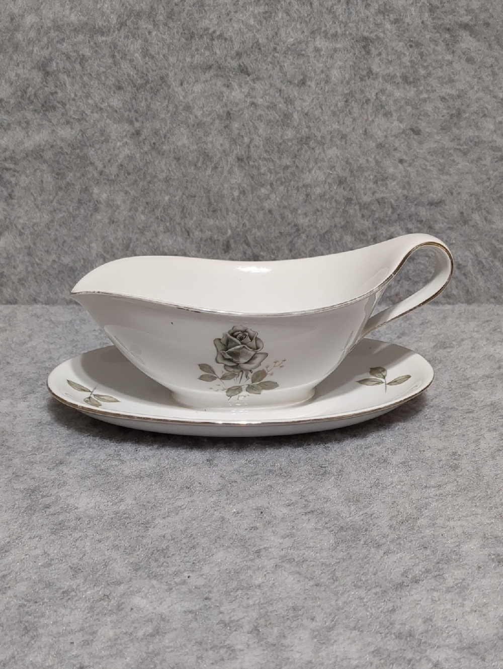 Winterling Finest Bavaria Germany Gravy Boat with attached Plate Silver trim